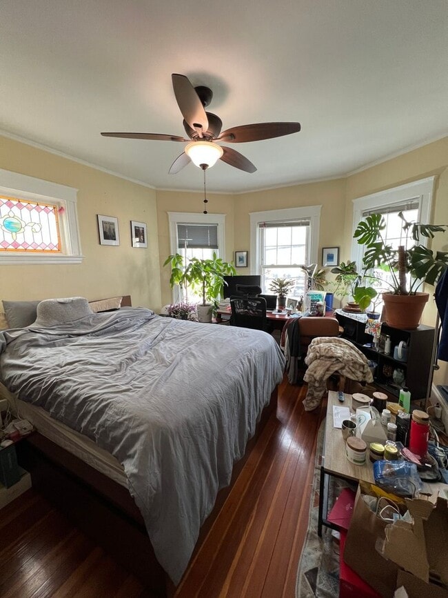 Photo - 340 Beacon St Apartment