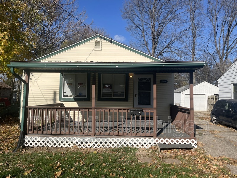 Primary Photo - 3111 Colorado Ave