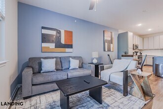 Building Photo - 2331 Commerce Park Dr NE