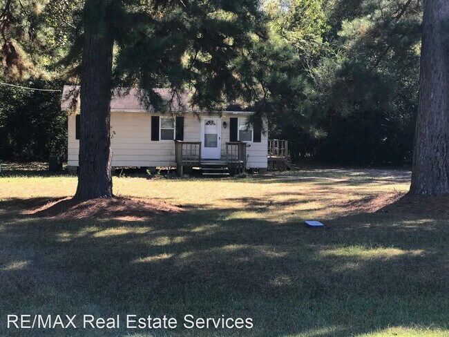 Building Photo - 2 br, 1 bath House - 3143 Fuller