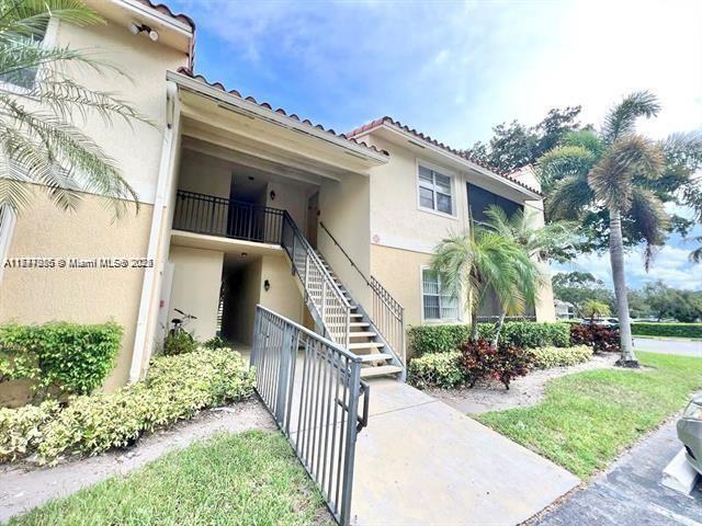 Foto principal - 1257 SW 46th Ave