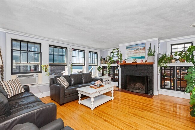 Foto del edificio - 1079 Shirley St