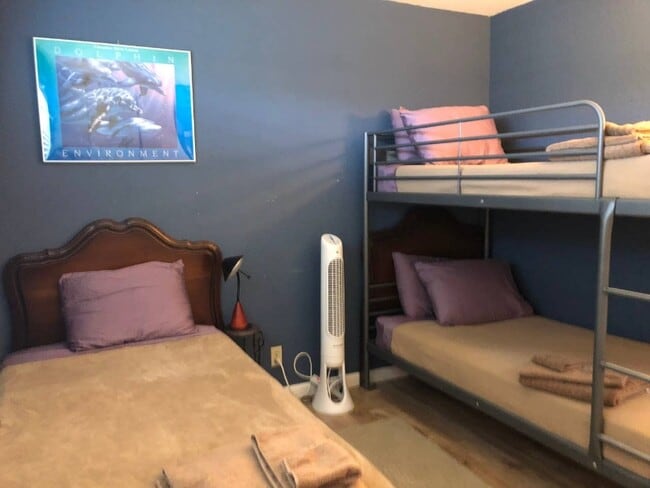 Building Photo - 1092 Keldon Dr