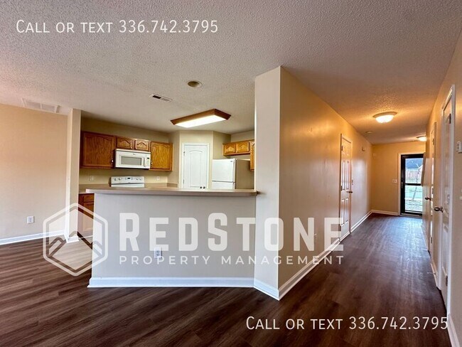 Foto del edificio - 610 Thistle Dr