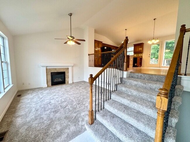Foto del edificio - 930 NW Scenic Dr