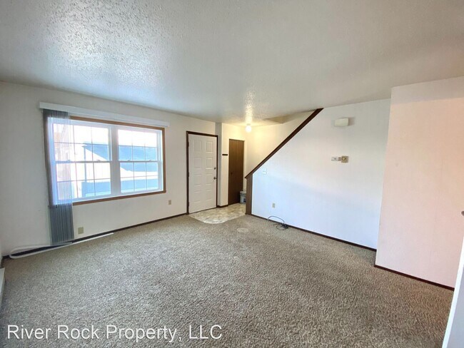 Building Photo - 3 br, 1 bath House - 214 5th St NW
