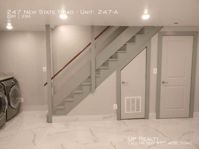 Building Photo - 247 New State Rd
