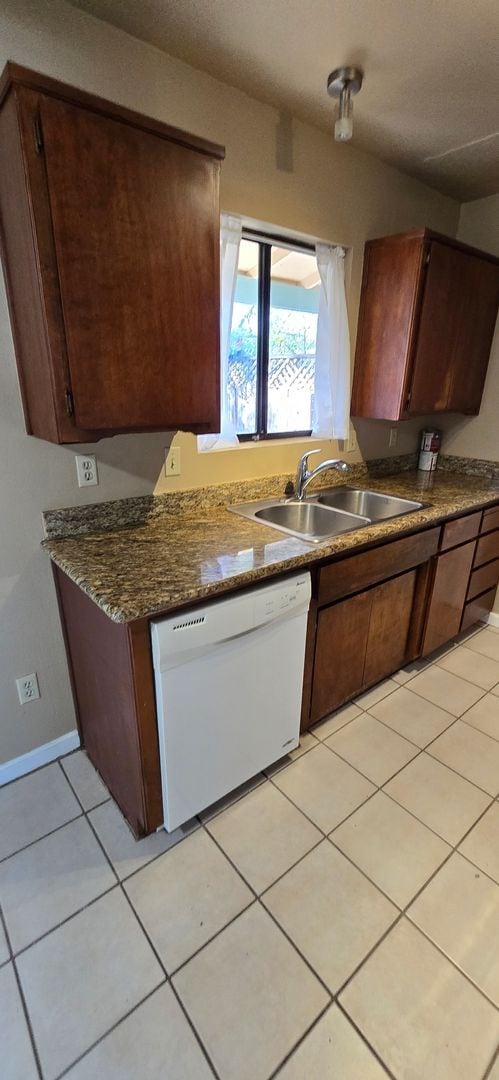 Foto del edificio - 2-bedroom 1 bath condo