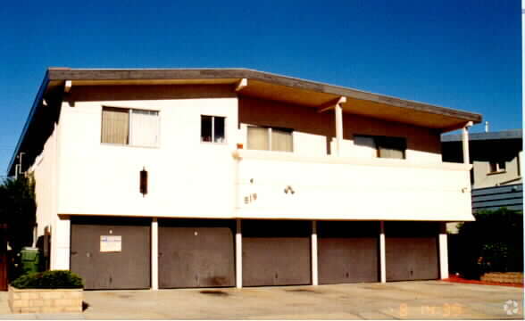 Primary Photo - 519 Avenue G