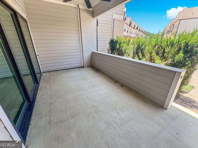 Foto del edificio - 677 Stickley Oak Way