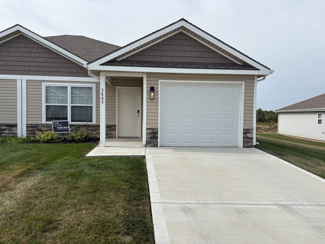 Foto principal - 9309 N Lenox-