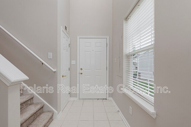 Building Photo - 1876 Misty Lake Dr