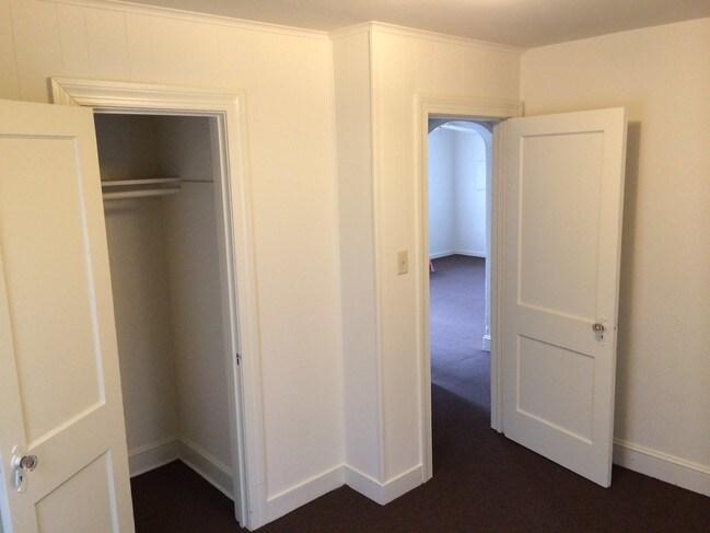 Foto del edificio - 410 S Park Dr