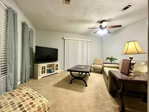 Building Photo - 3025 Chimira Ln