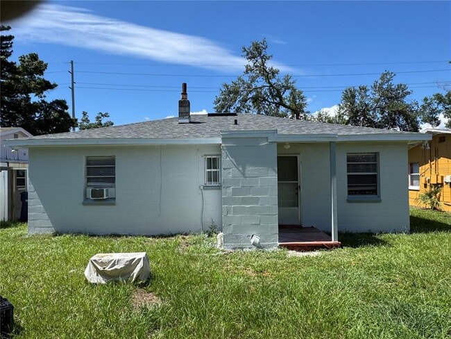 Building Photo - 1504 W Grace St