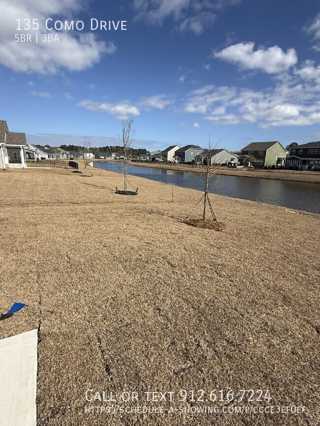 Foto del edificio - 135 Como Dr