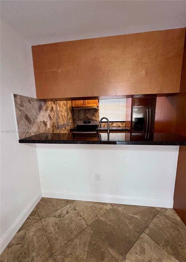 Foto del edificio - 6375 SW 136th Ct