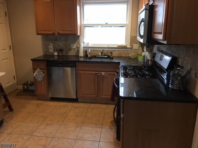 Foto del edificio - 58 Beechwood Rd