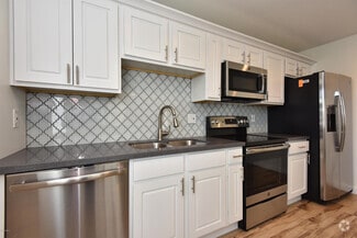 Building Photo - 2308 N 28th PL