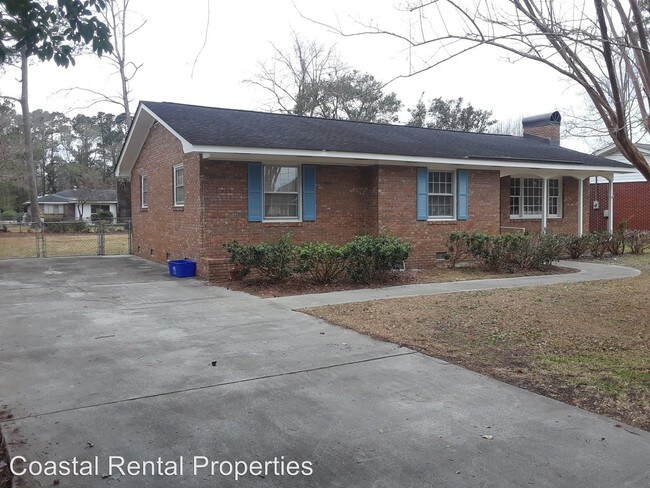 Foto del edificio - 3 br, 2 bath House - 903 48th Ave. North