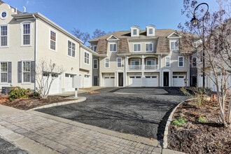 Building Photo - 802 Abby Rd