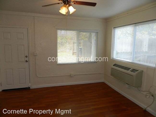 Building Photo - 1637 Kathleen Ave