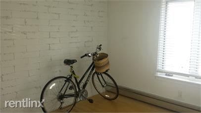 Building Photo - 2 br, 1 bath Condo - 3512 Bryant Ave S - 201