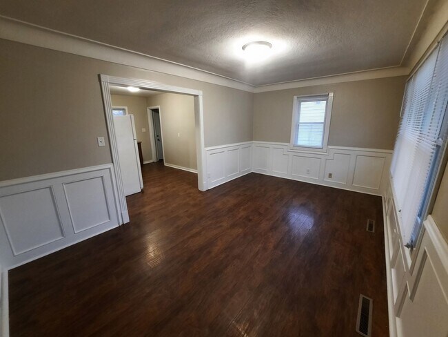 Foto del edificio - 3 Bedroom, 1 Bathroom Home!