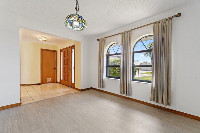 Foto del edificio - 149 NE Sagamore Terrace