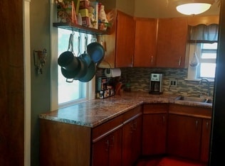 Kitchen - 2015 S 58th St