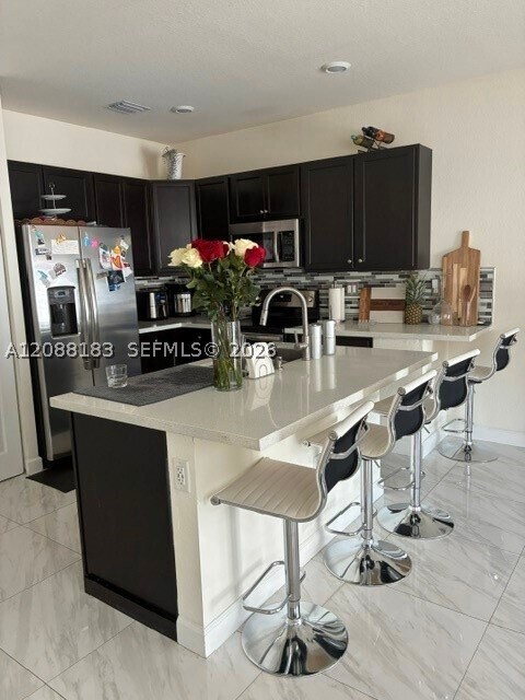 Foto del edificio - 3337 W 105th Terrace