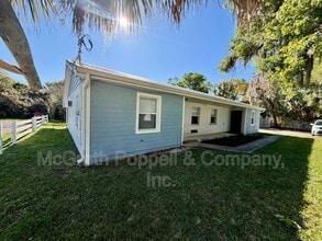 Building Photo - 1408 E Spencer St