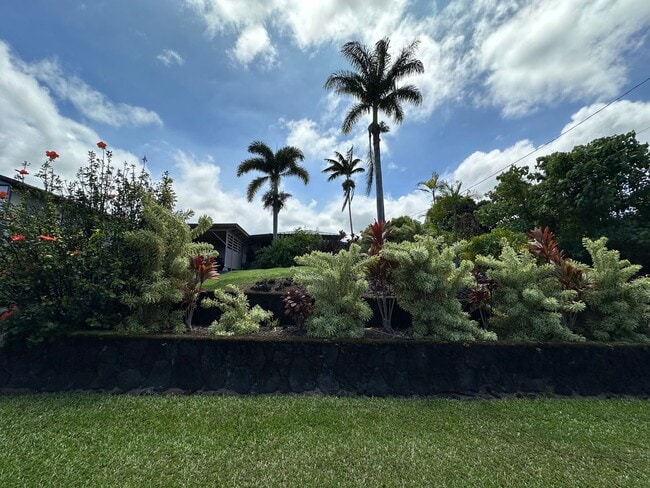 Building Photo - 2BR/2BA House fully furnished with view