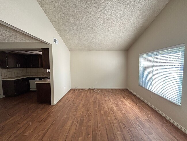 Foto del edificio - 43301 20th St W