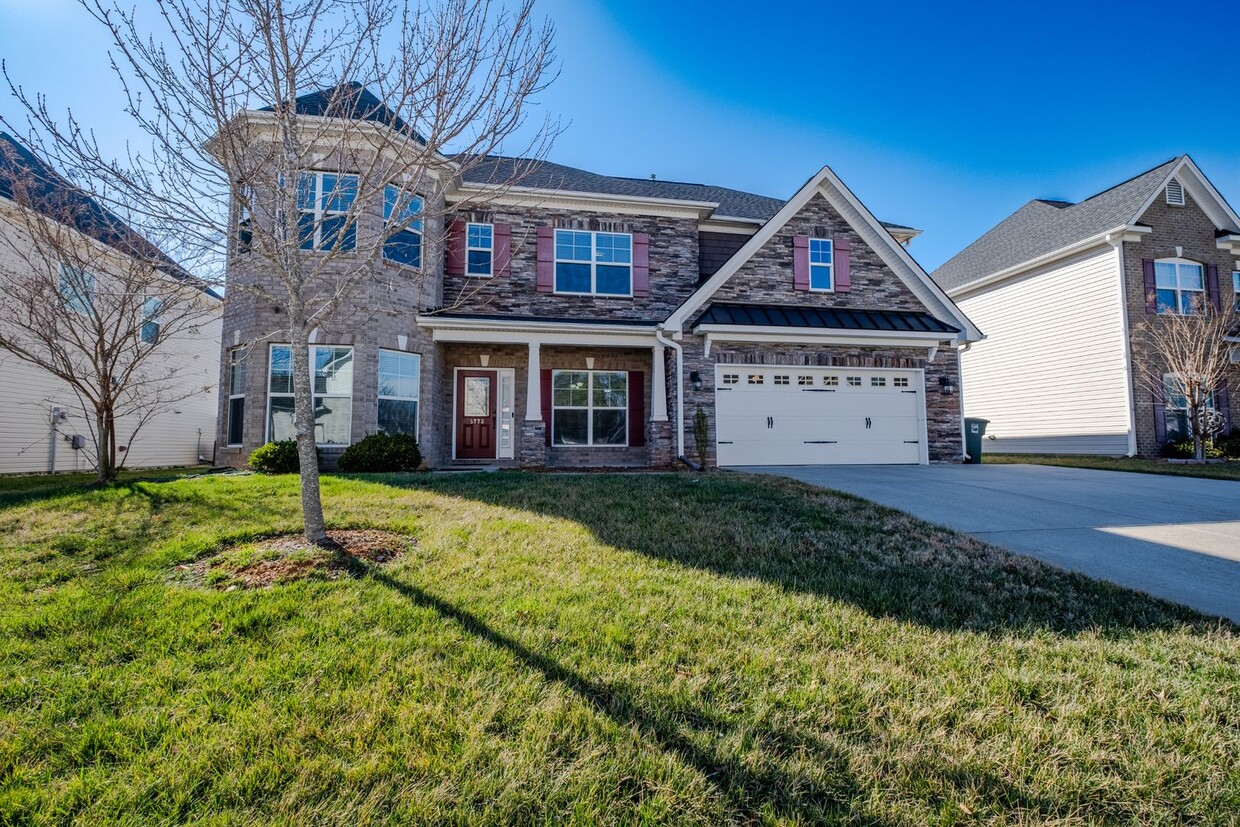 Foto principal - 5773 Highland Grove Dr