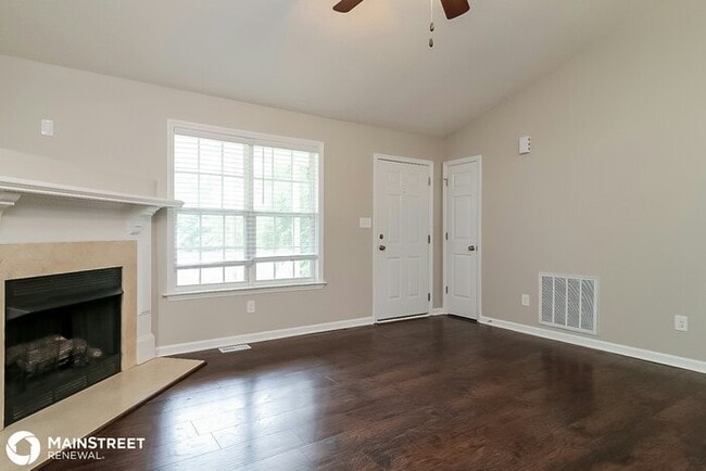 Building Photo - 108 WALTON CIR, BENSON, NC 27504