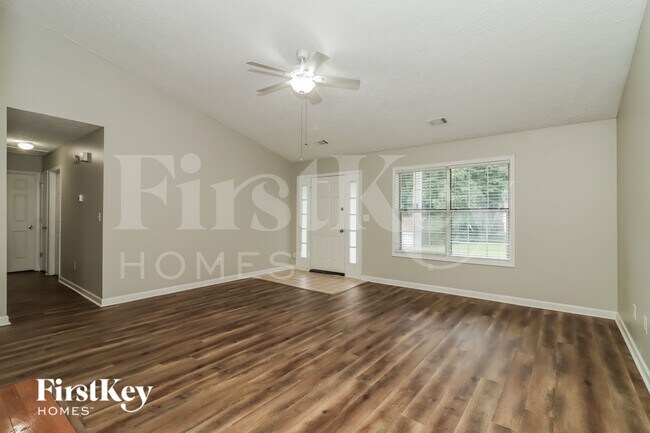 Building Photo - 3765 Willow Ridge Rd