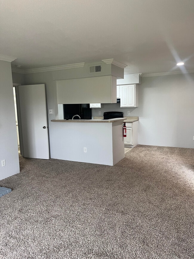 Building Photo - Berry Creek Condominiums