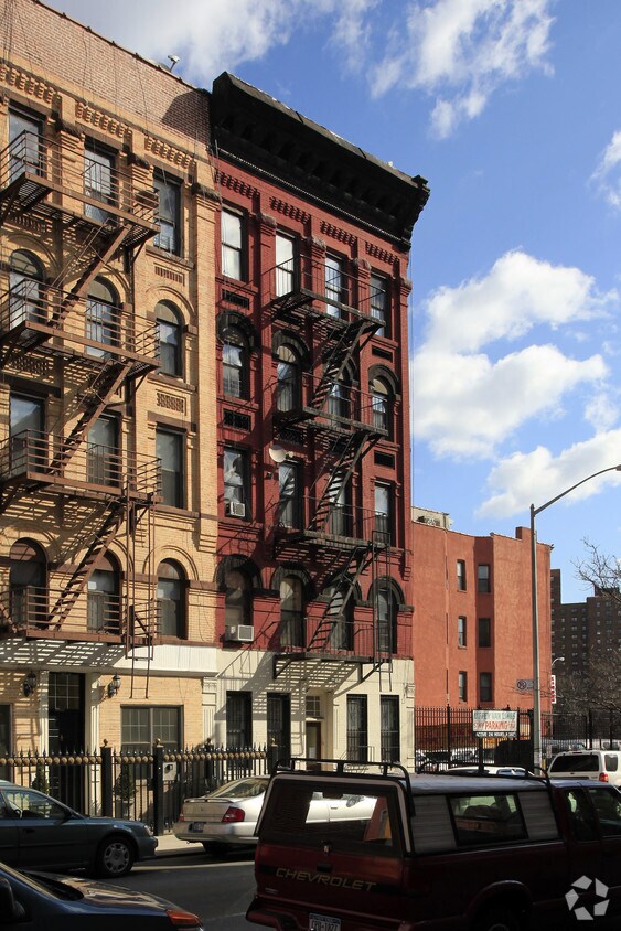 Foto del edificio - 243 E 120th St