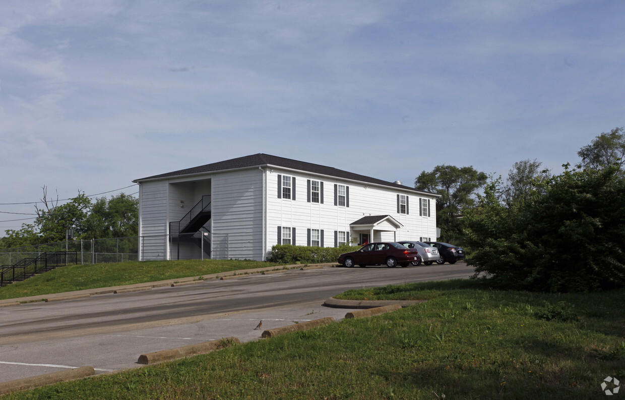 Building Photo - Nashville Group Home