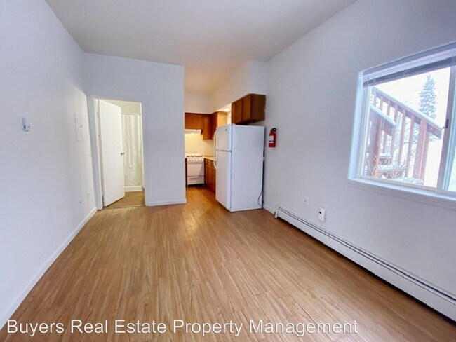 Building Photo - 3901 Northwood Dr