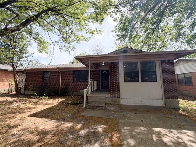 Foto del edificio - 118 Brazos St