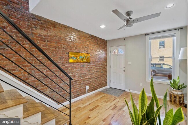 Foto del edificio - 1836 Memphis St