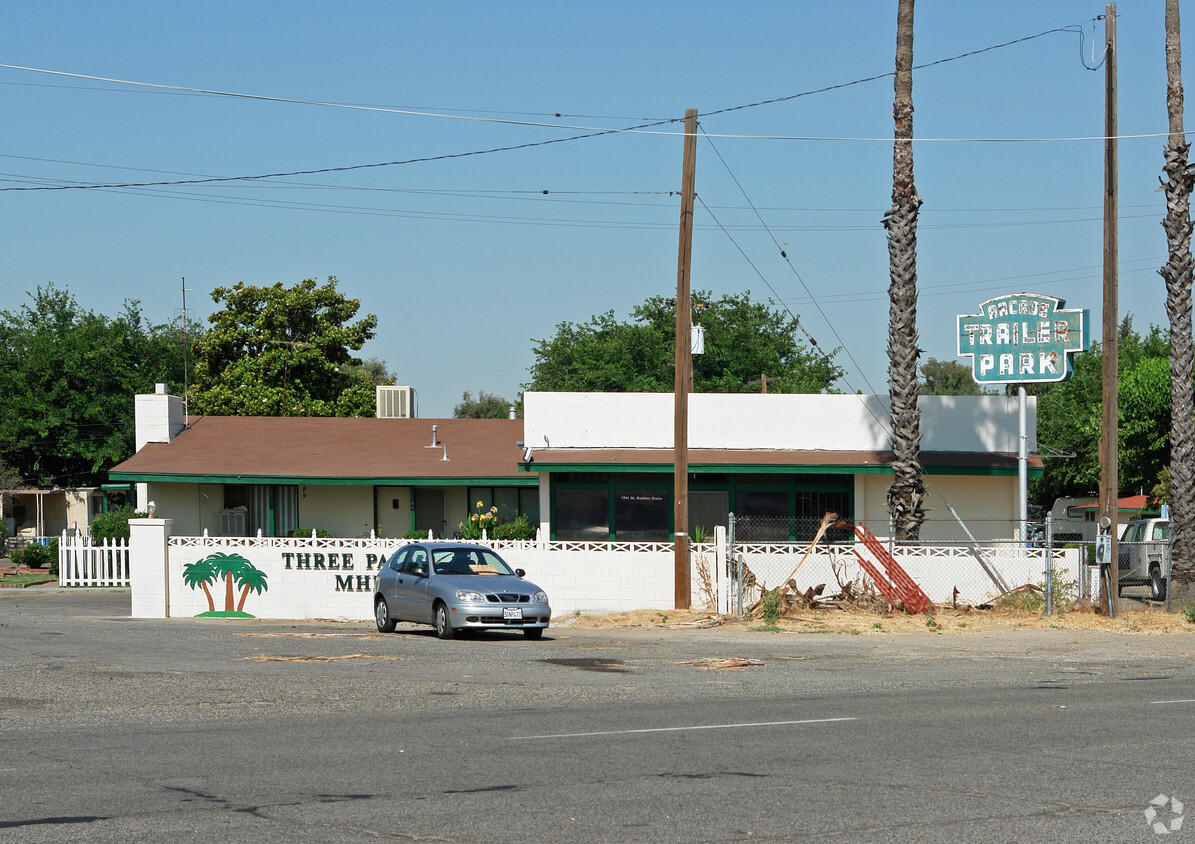 Primary Photo - Three Palms Mobile Home & RV Park of Fresno