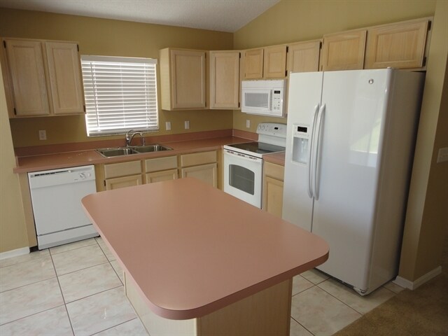 Foto del edificio - 1632 Sand Key Cir
