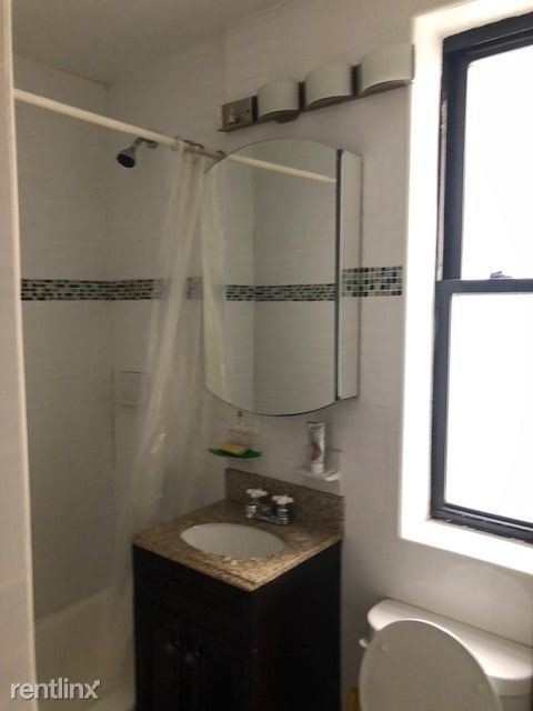 Building Photo - 2 br, 1 bath  - 80 Pitt St