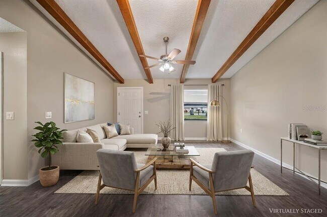 Foto del edificio - 5513 Karan Ct