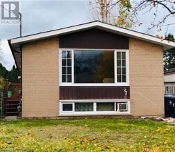 Building Photo - 37 Lynnbrook Dr