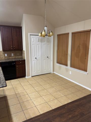 Building Photo - 1328 Villa Paloma Blvd