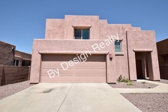 Building Photo - 2926 N Cardell Cir